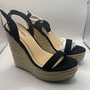 BRAND NEW WEDGES 6”